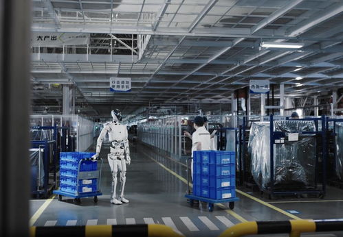 小鵬機器人為何栩栩如生 軟件技術開發的匠心與突破